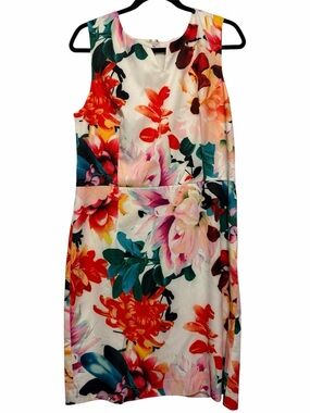 NorthStyle Floral Midi Dress in White, Red, Pink, Green size 14